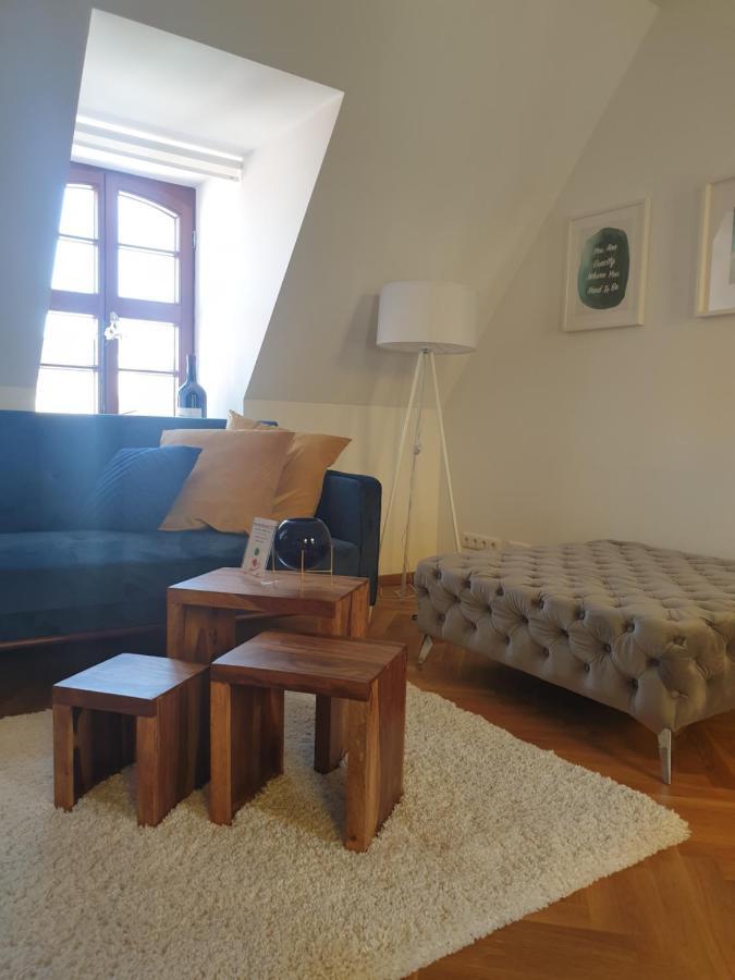 Modernes Apartment an der Frauenkirche Dresden Exterior foto